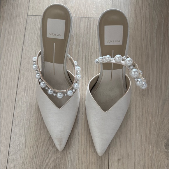 Dolce Vita Shoes - Dolce Vita White Pearl-Embellished Kanika heels